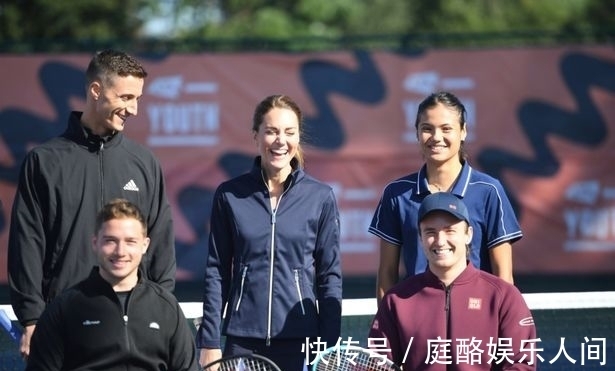 了其团队智 了其团队智