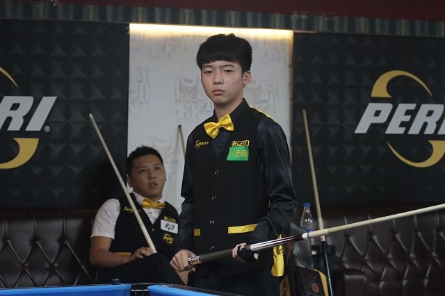 库里一直被 库里一直被