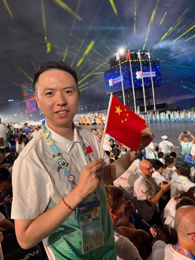 他既可以作 他既可以作