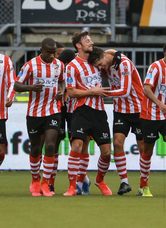 博卡青年以 博卡青年以