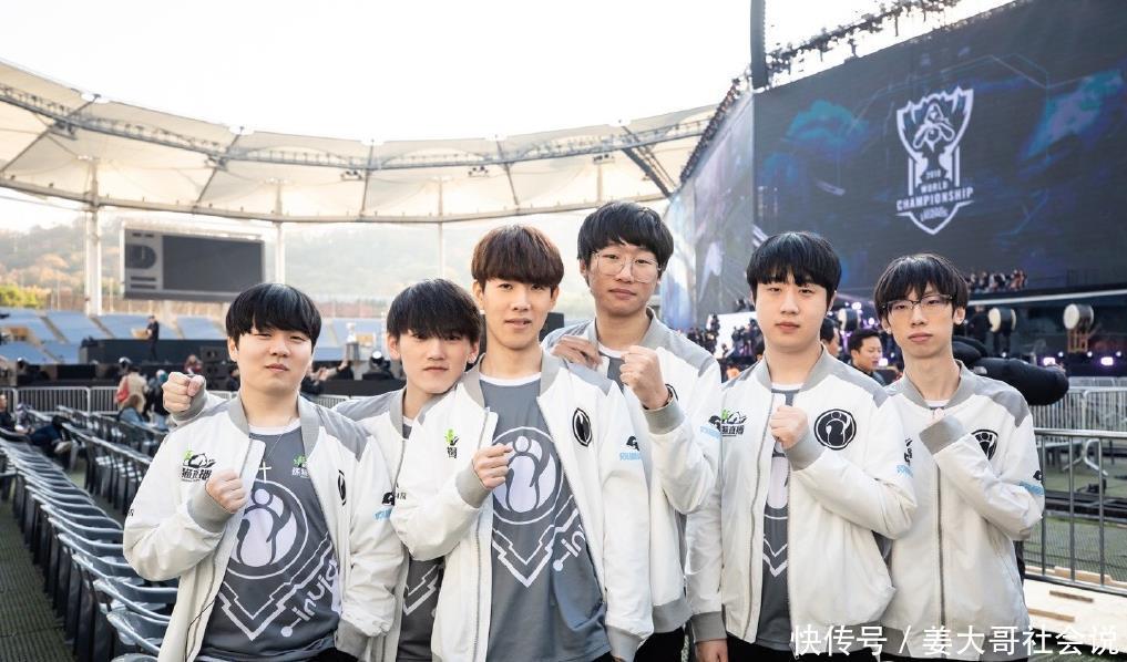 配合适当的 配合适当的